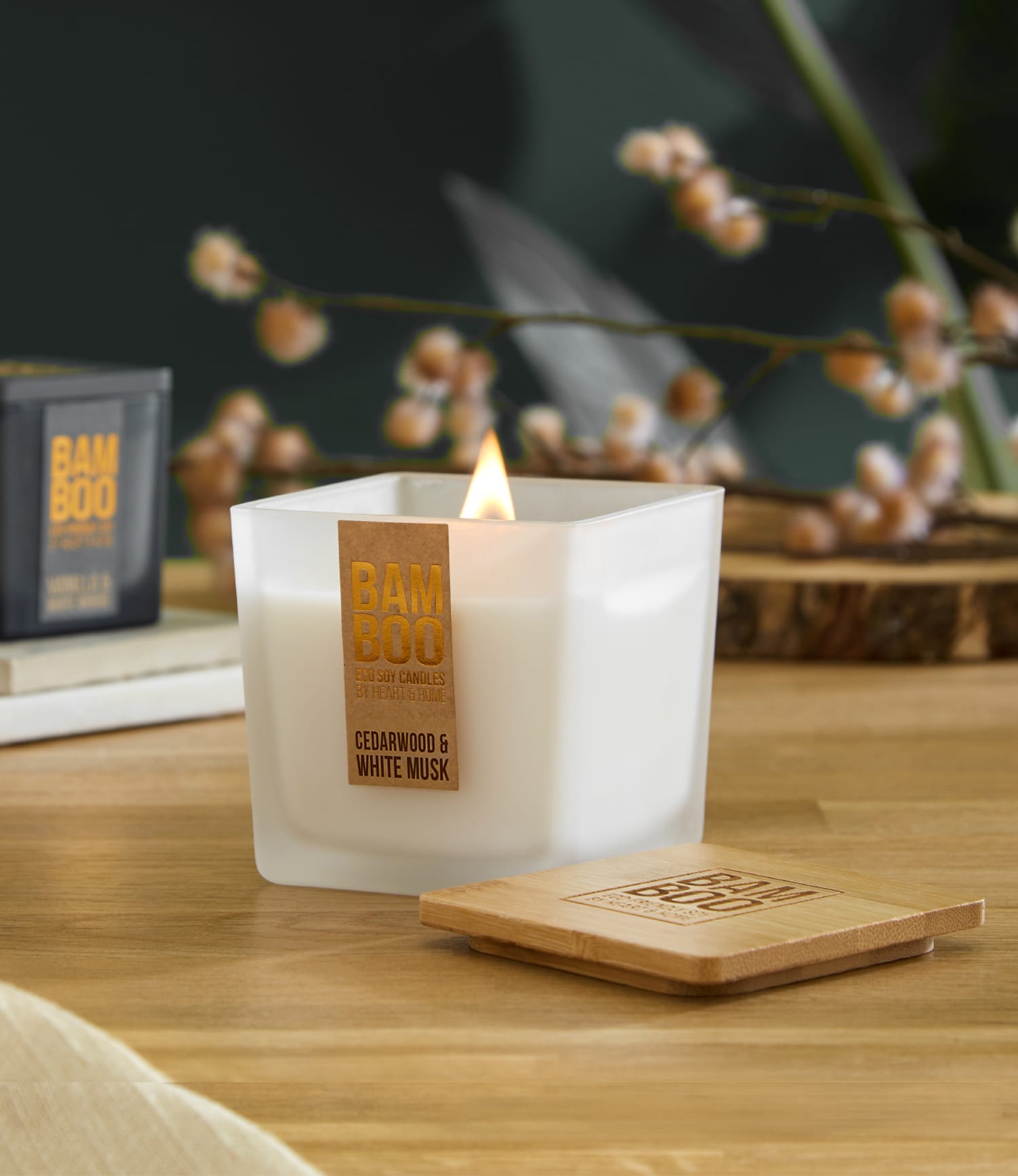 40-Hour Bamboo Cedarwood & White Musk Soy Candle with Crackling Wick