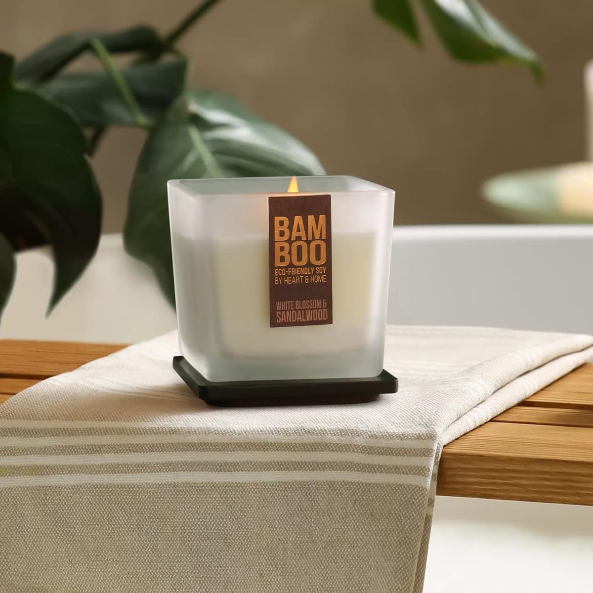 Bamboo White Blossom & Sandalwood Large Soy Candle 40 Hours Burn Crackling Wick