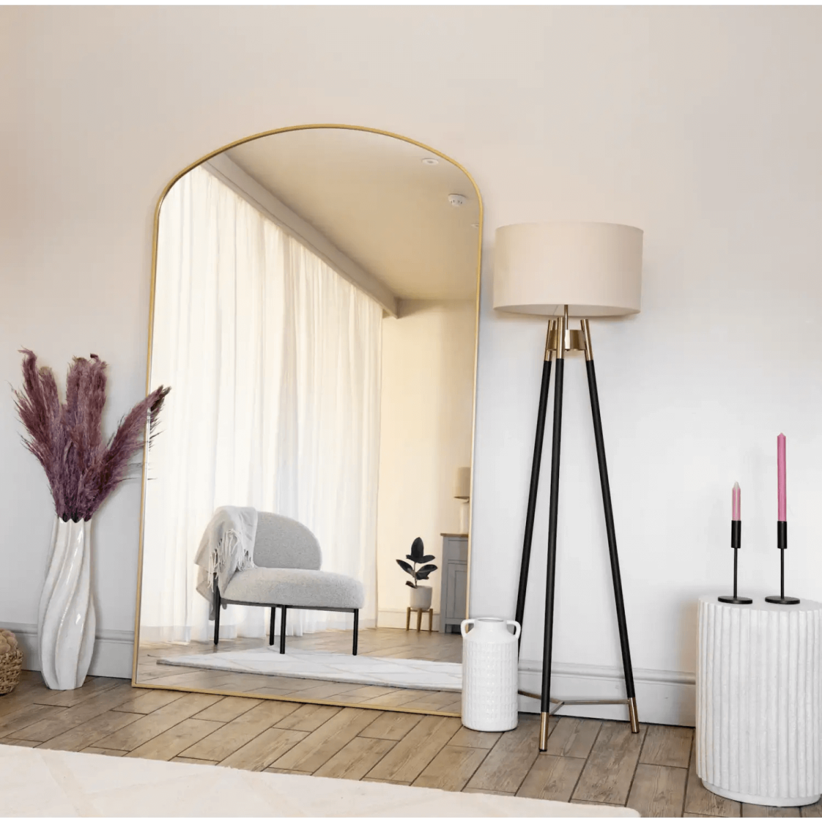Yōko Gentle Arch Mirror - Elegant Black Metal Design, 180cm x 105cm