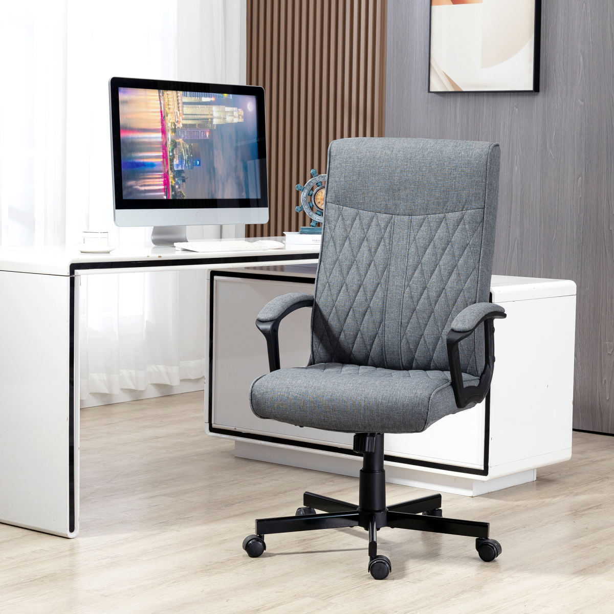 Vinsetto High-Back Ergonomic Office Chair with Adjustable Height & Swivel Wheels