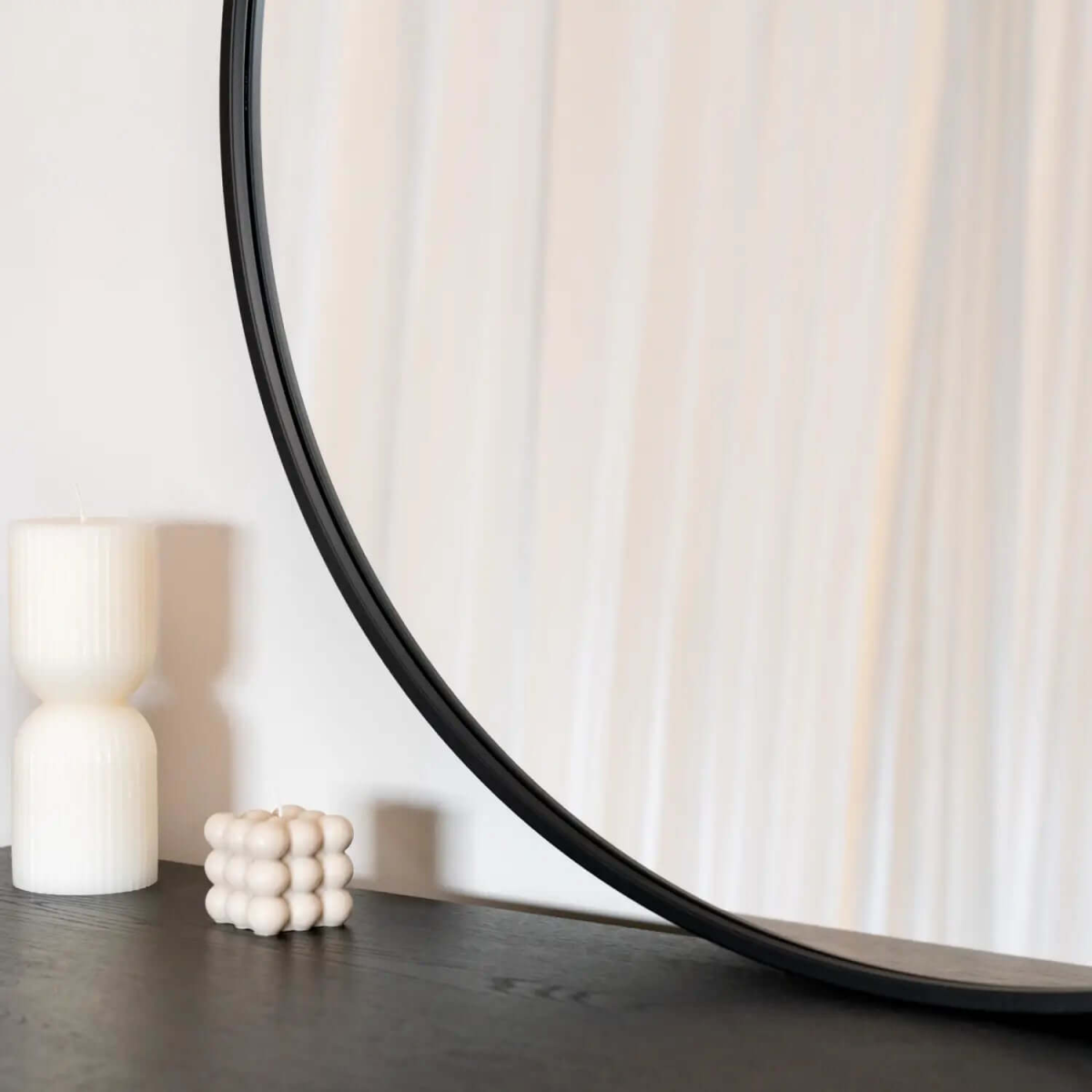 Rei Large Round Black Metal Mirror - 90cm x 90cm Modern Elegance