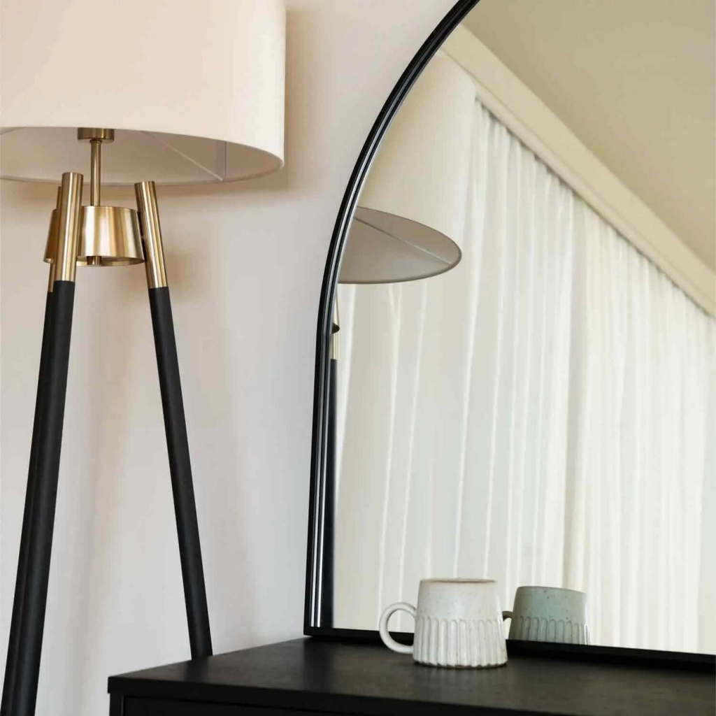 Akiko Black Arched Metal Mirror - Stylish Elegance for Every Space