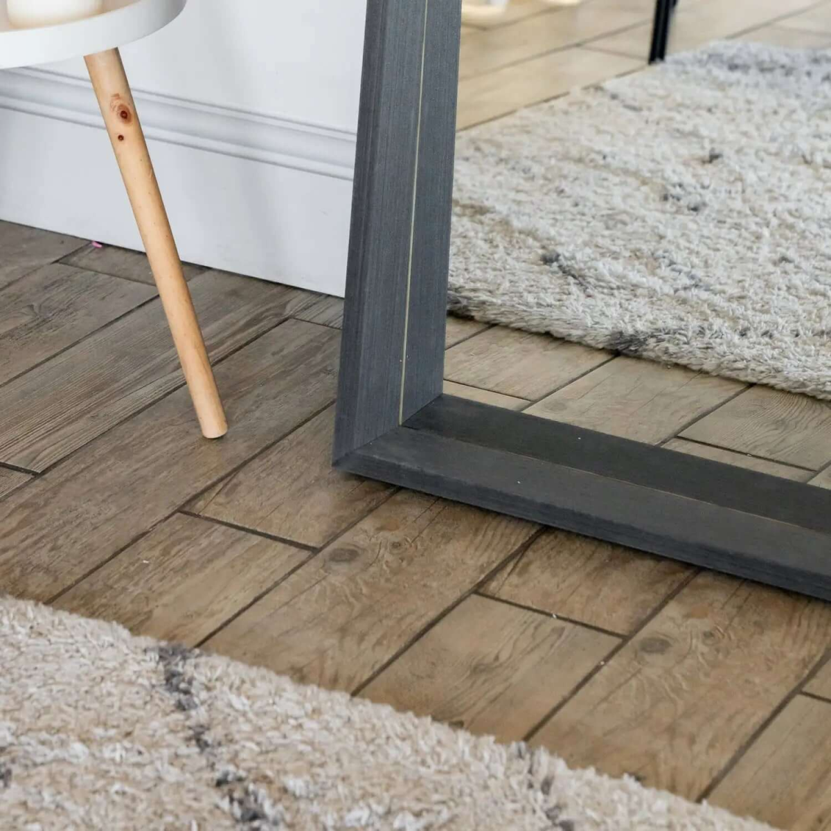 Hanaka Black Oak Full-Length Mirror – Elegant Design & Versatile Style