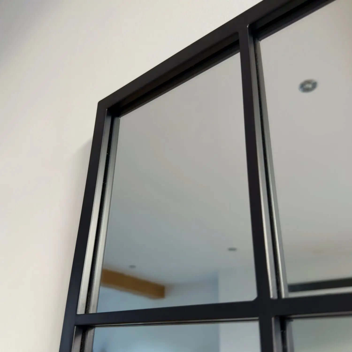 Kyō Lattice Grid Mirror - Elegant Black Metal, 150cm x 60cm, Timeless Decor Accent