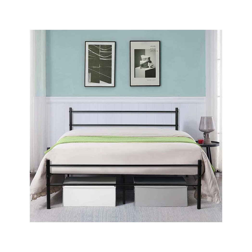 Extra Strong King metal bed in black powder coating