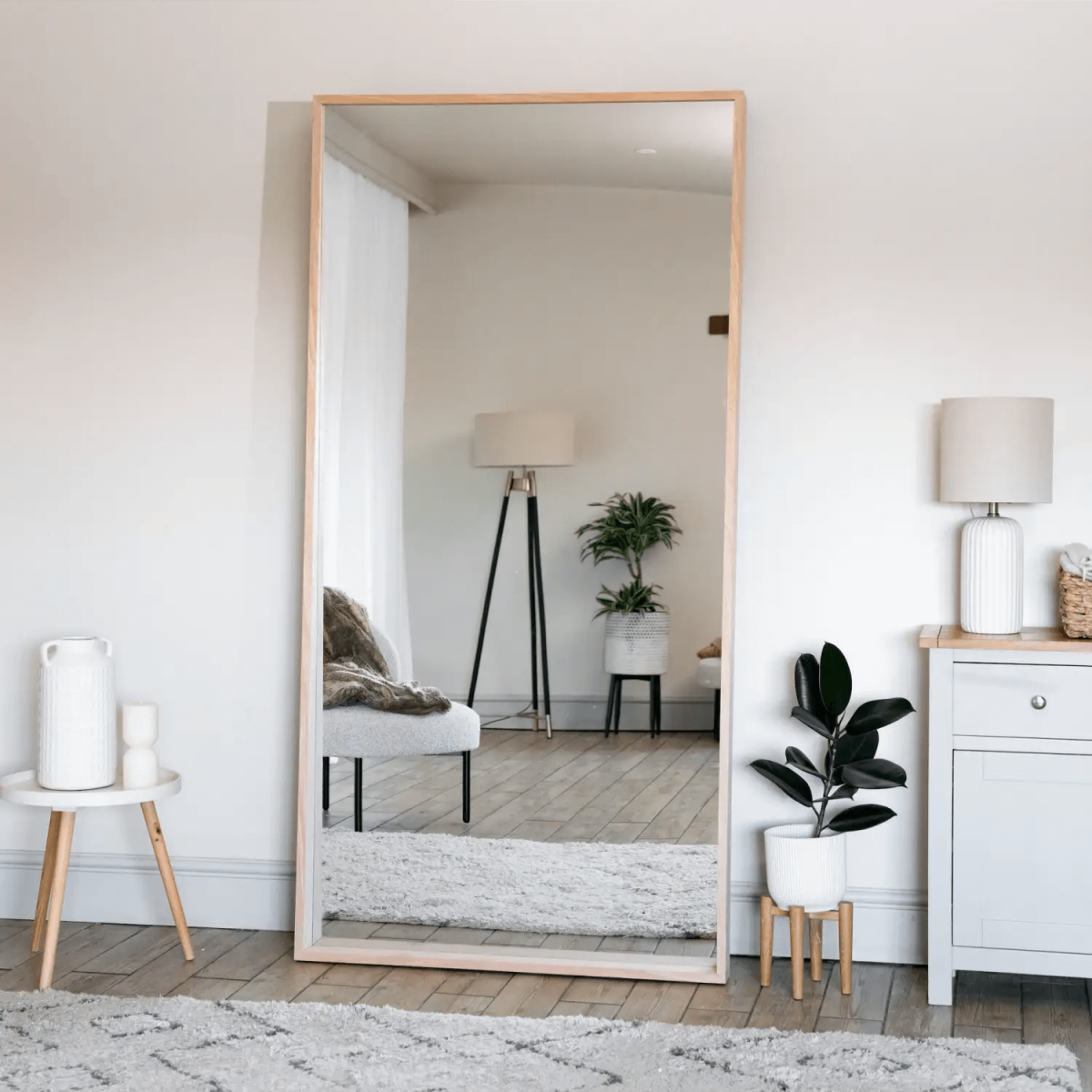 Hanaka Natural Oak Leaner Mirror - Full-Length Elegance for Every Space