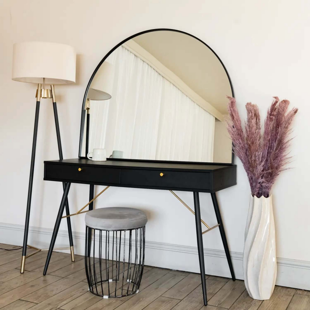 Akiko Black Arched Metal Mirror - Stylish Elegance for Every Space